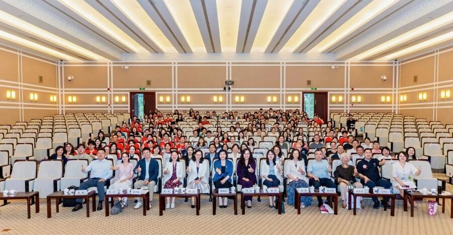 fdxyh@fudan.edu.cn