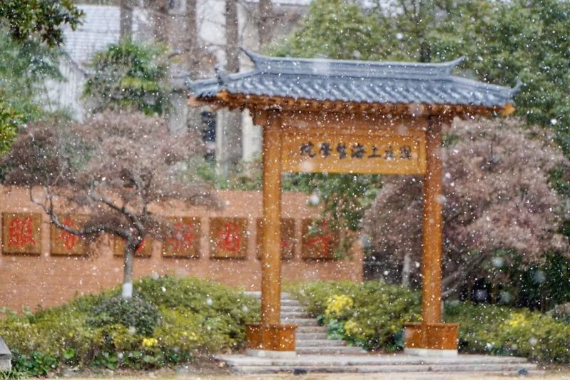 列表适合快速定位